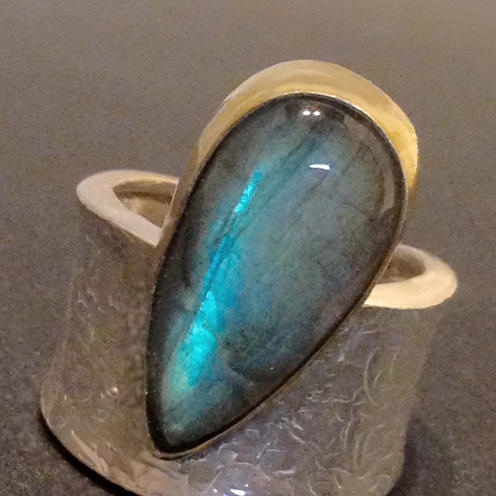 Labradorite Statement Ring - image 3